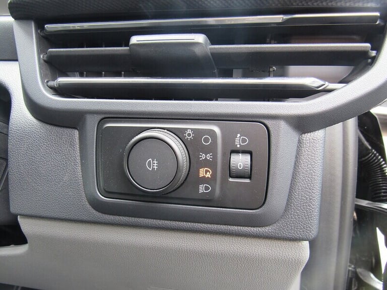 2024 Ford E-Transit 320 Limited LWB L2 GREY AUTOMATIC VAN WITH SAT NAV REAR CAMERA TWIN SIDE DO P...