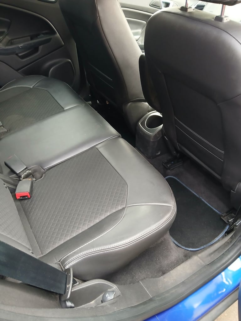 Ford, ECOSPORT, Hatchback, 2015, Manual, 998 (cc), 5 doors