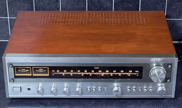 Rare Onkyo Receiver "free delivery"