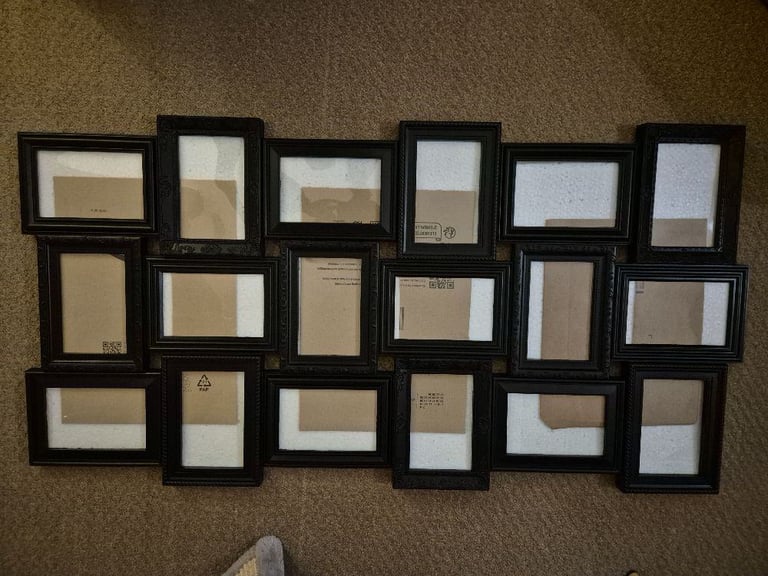 image for Large Multi Aperture Collage Picture Frame to hold eighteen 6-inch x 4-inch photos