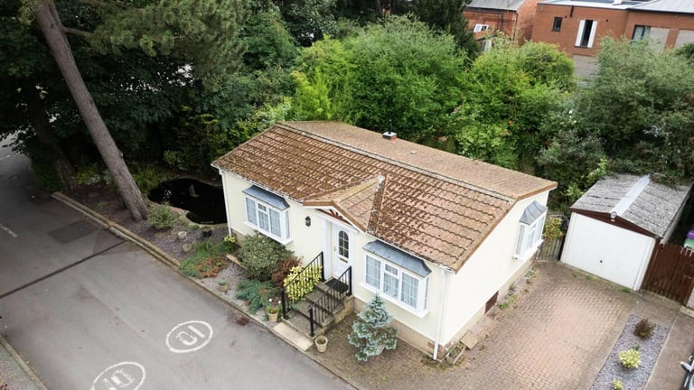 Tingdene Cottage in Lincolnshire  - Lodge / Caravan 