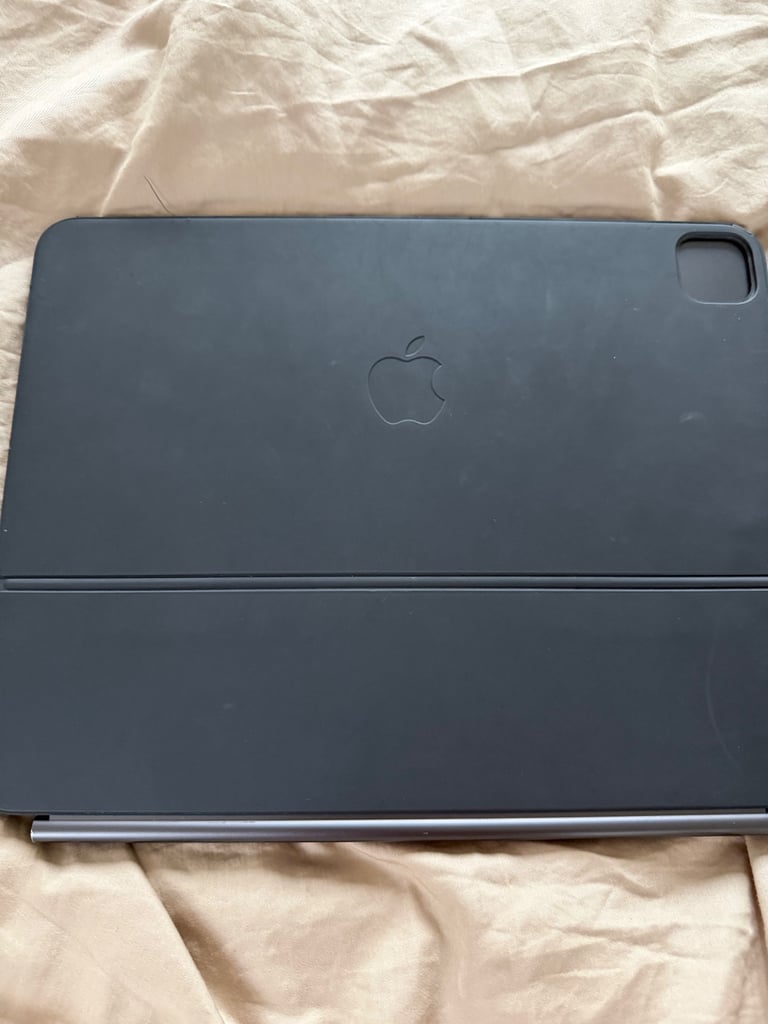 Apple Magic Keyboard for iPad Pro 13” M4 