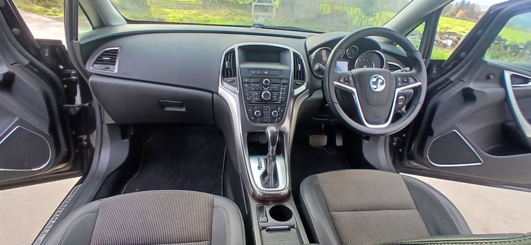 2011 Vauxhall Astra 2.0 Cdti Se Auto Estate 47000 Miles