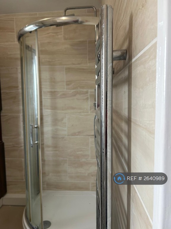 2 bedroom flat in Westbrooke Court, Worthing, BN11 (2 bed) (#2640989)