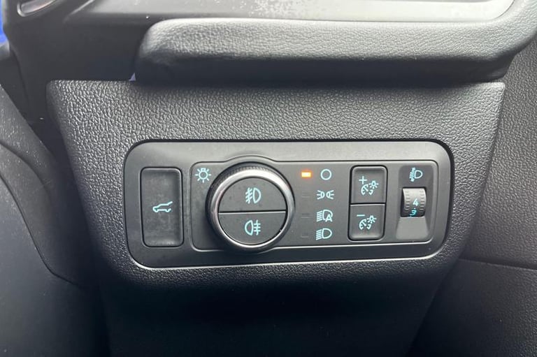 2023 Ford Kuga 2.5 FHEV Vignale 5dr CVT - POWER TAILGATE, HEATED SEATS, REVERSING CAMERA - Estate...