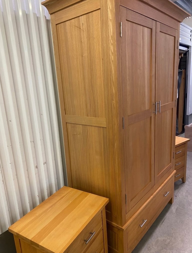 Solid Oak Wardrobe and Matching Bedsides
