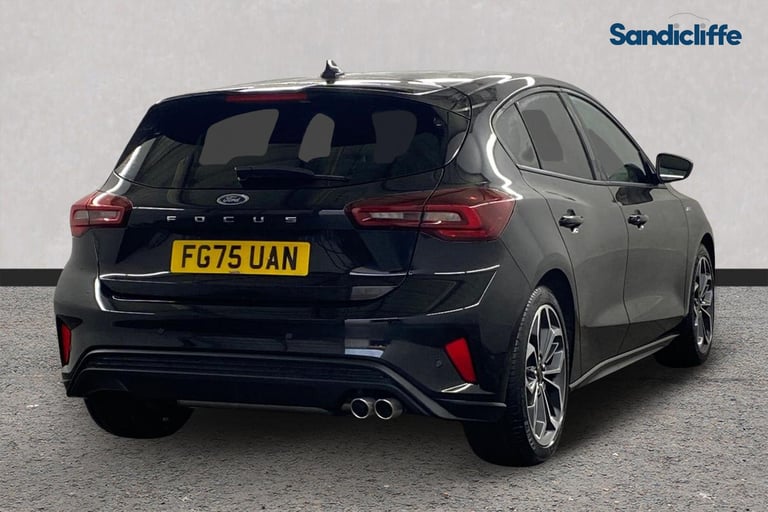 2025 Ford Focus 744494 Hatchback Petrol Manual