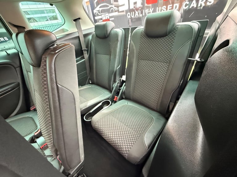 2016 Vauxhall Zafira Tourer 1.6 CDTi ecoFLEX Tech Line MPV 5dr Diesel Manual Euro 6 (s/s) (136 ps...
