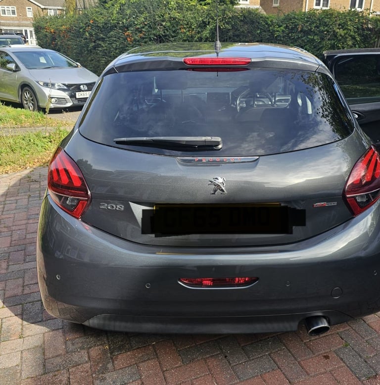 Peugeot, 208, Hatchback, 2015, Manual, 1199 (cc), 5 doors