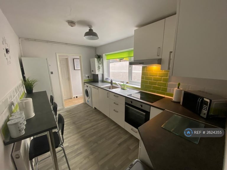 3 bedroom house in Mostyn Street, Wolverhampton, WV1 (3 bed) (#2624355)