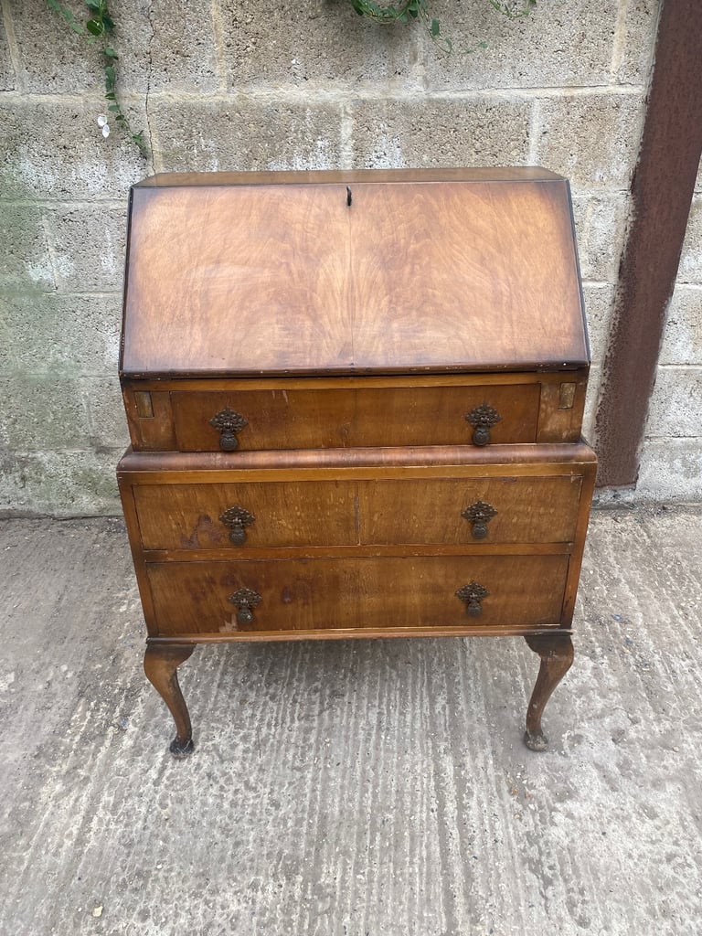 Vintage bureau / writing desk