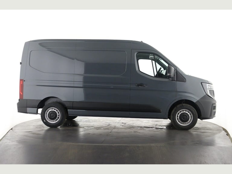 2025 Renault Master MM35 Blue dCi 130 Advance Medium Roof Van PANEL VAN DIESEL Manual