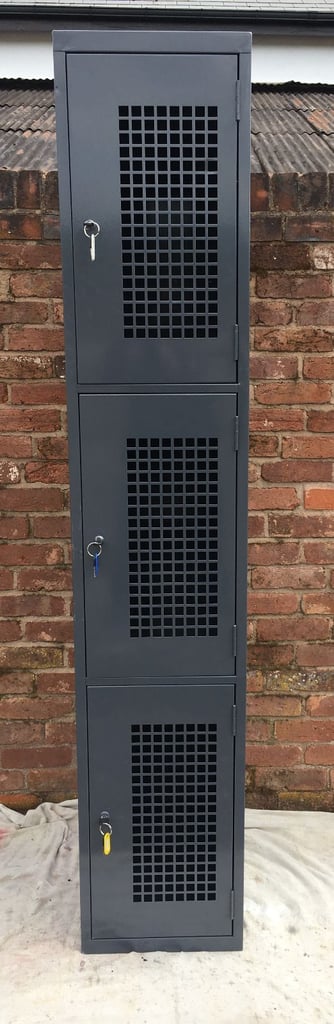 image for LOCKER UNIT WITH KEYS