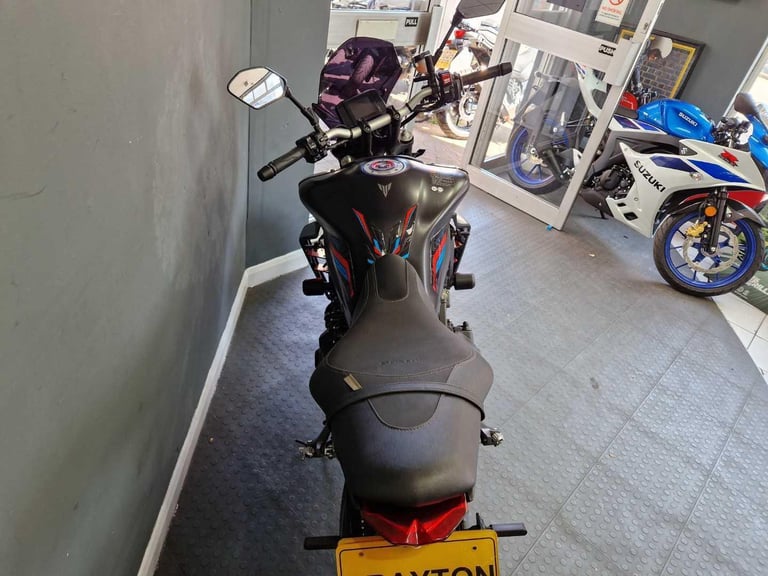 2024 Yamaha MT-09 (MTN890)