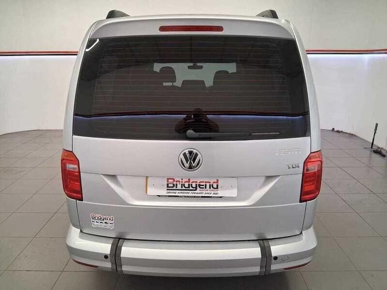 2018 Volkswagen Caddy 2.0 TDi C20 Maxi Combi 5 Seats 5dr MPV Diesel Manual