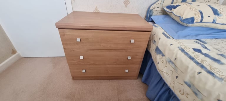 chest of 3 draws