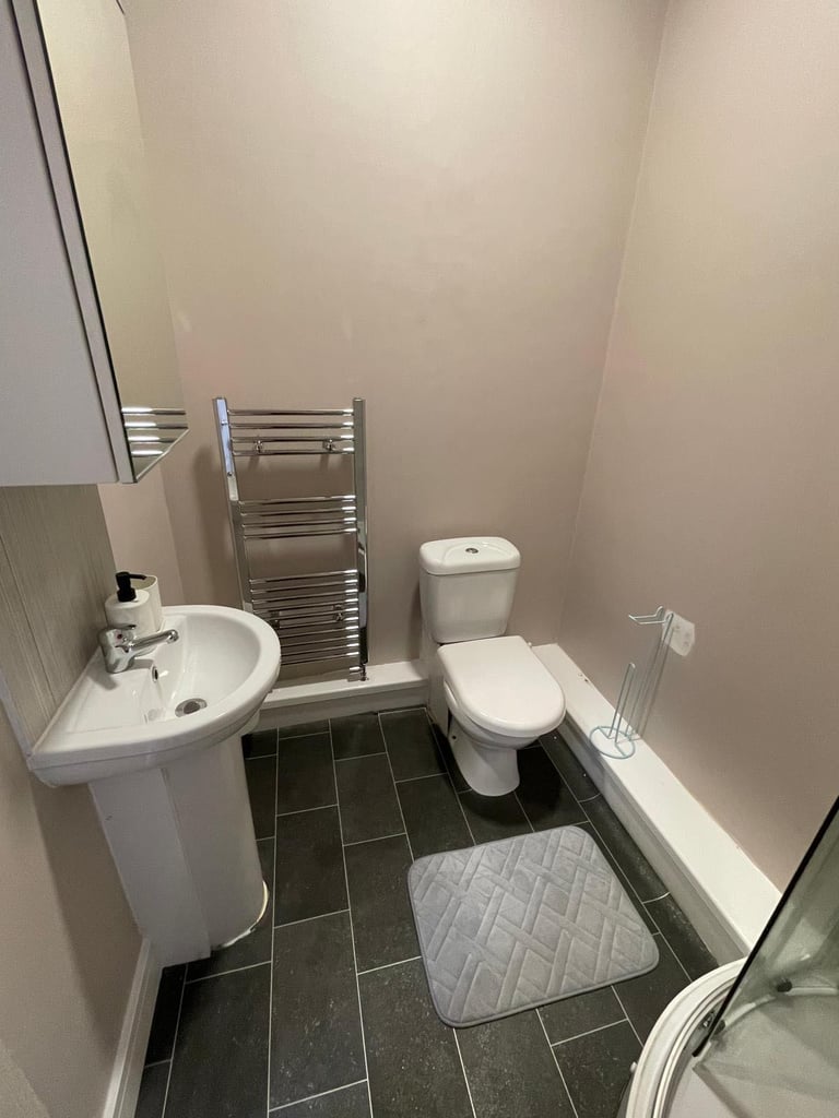 En-suite for rent