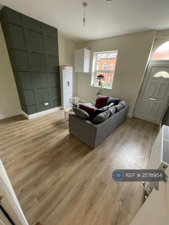 1 bedroom in Barton Terrace, Leeds, LS11 (#2578954)