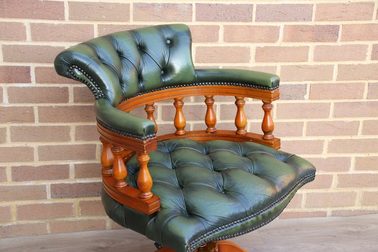 Captains Chair (UK Delivery)