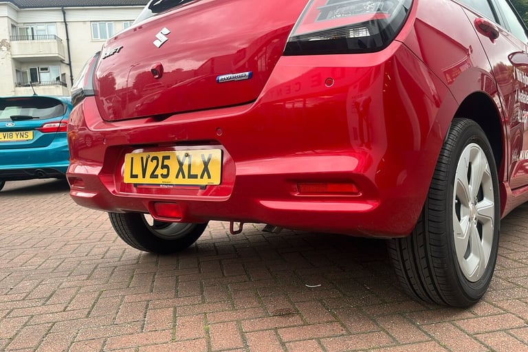  Suzuki Swift 1.2 Mhev Motion Hatchback 5dr Petrol Hybrid CVT Euro 6 s/s 82 Ps