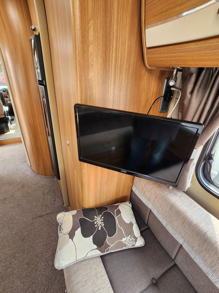 Swift Bolero 630 PR 2 Berth DIESEL MANUAL 2013/13