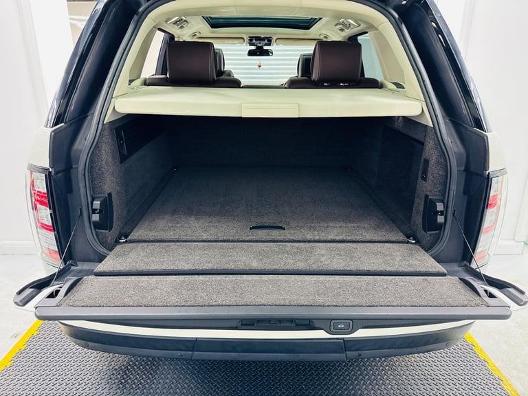 2014 Land Rover Range Rover 3.0 TD V6 Autobiography SUV 5dr Diesel Auto 4WD Euro 5 (s/s) (258 ps)...