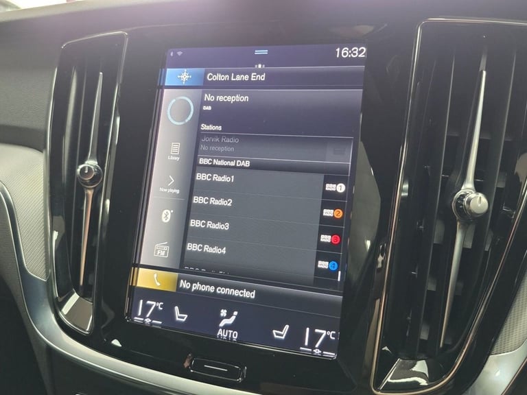 2021 Volvo V60 2.0 B3 MHEV R-Design Estate 5dr Petrol Hybrid Auto Euro 6 (s/s) (163 ps) Estate PE...