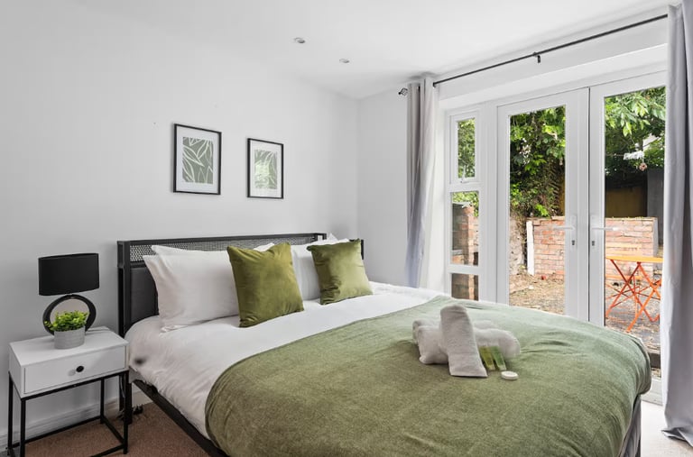City Centre 1BR CARDIFF FLAT 