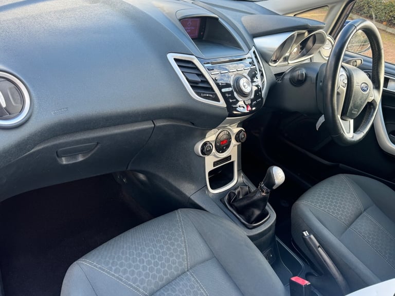 2012 Ford Fiesta 1.4 TDCi [70] Titanium 5dr HATCHBACK Diesel Manual