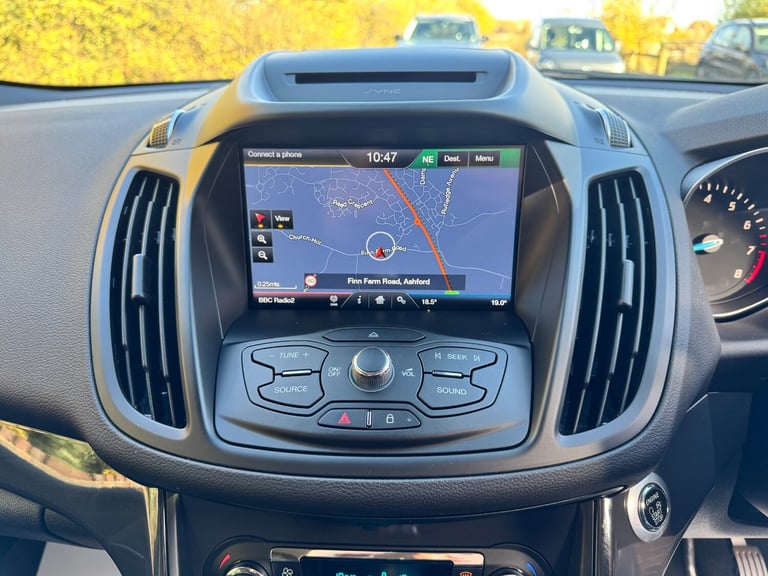 2016 FORD KUGA TITANIUM 1.5 PETROL ECO BOOST SUV MANUAL + 10 FORD SERVICES 