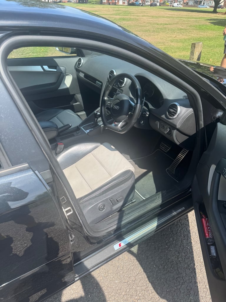 Audi, A3, Hatchback, 2009, Semi-Auto, 1984 (cc), 5 doors