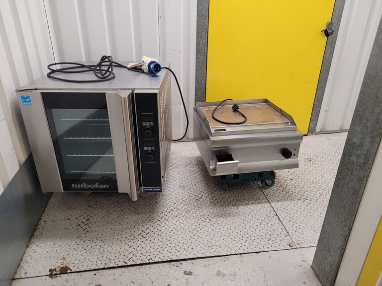 Commercial Lincat Silverlink 600 GS6 Electric Countertop Steel Plate Griddle