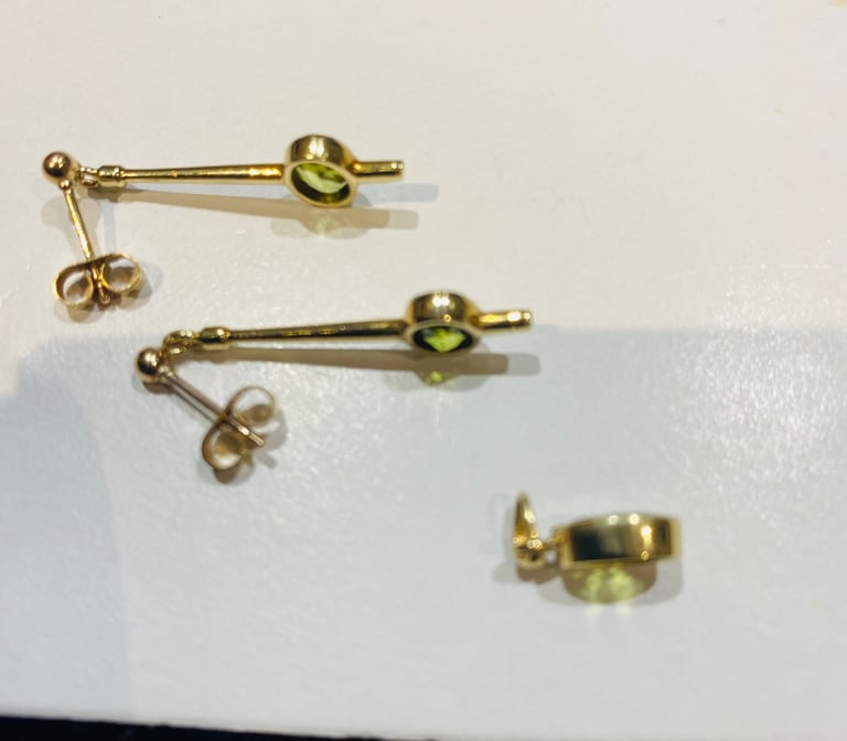 Earrings and Pendant set