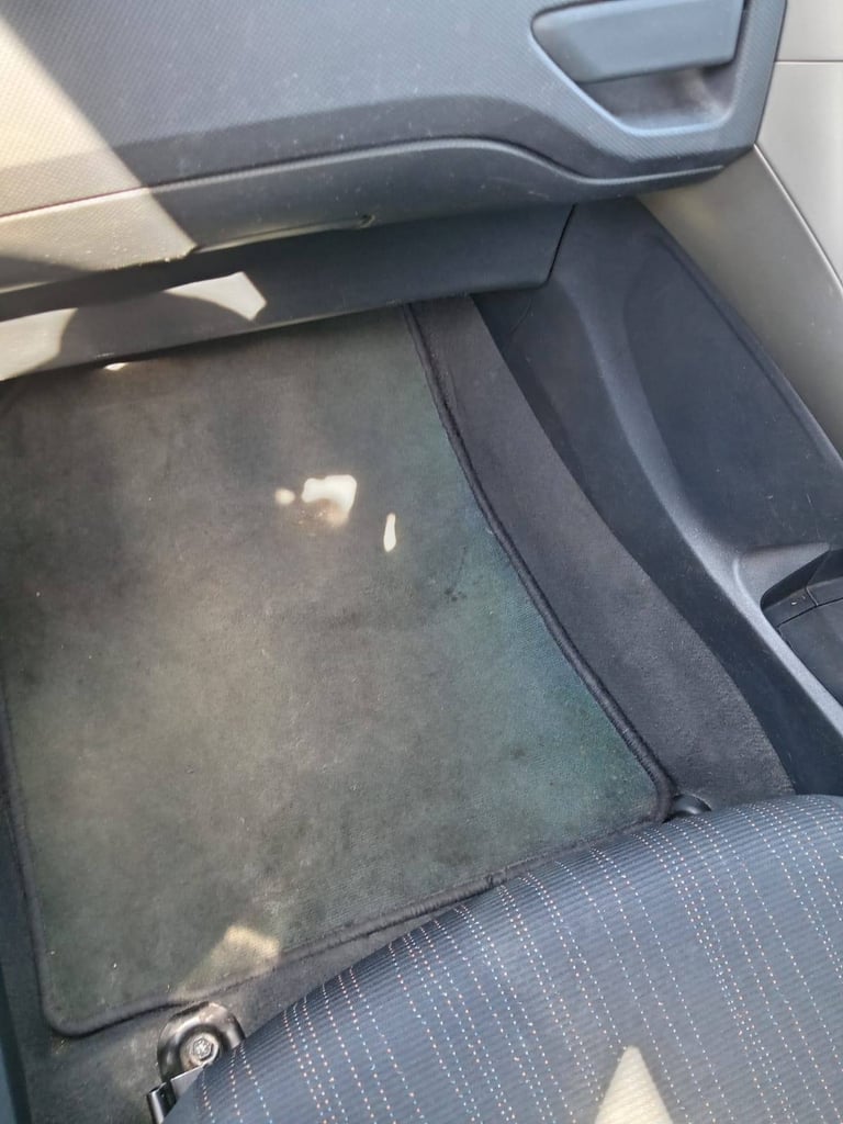 Toyota, AURIS, Hatchback, 2009, Manual, 1598 (cc),5 doors - Image 8