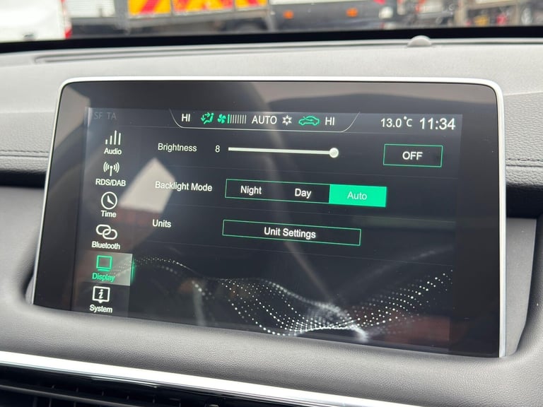 2022 MG MG HS 1.5 T-GDI 16.6kWh Exclusive Auto Euro 6 (s/s) 5dr ESTATE Petrol/Electric Hybrid Aut...