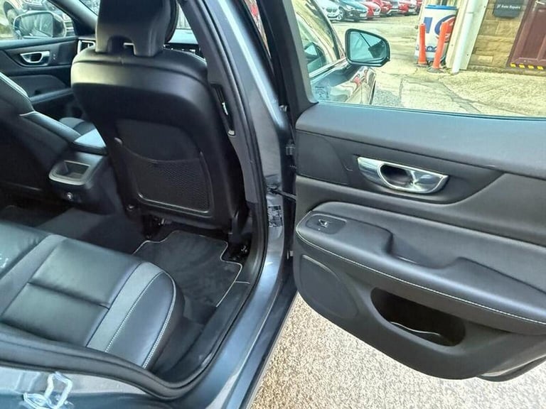 VOLVO S60 2.0 T5 R-Design Edition Auto Euro 6 (s/s) 4dr 2019