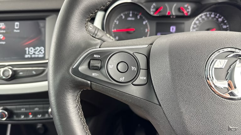 2020 Vauxhall Crossland X 1.2T [110] Griffin 5dr [6 Spd] [Start Stop] HATCHBACK PETROL Manual