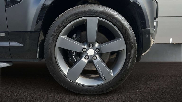 2023 Land Rover Defender 5.0 P525 V8 Carpathian Edition 90 3dr Auto ESTATE PETROL Automatic