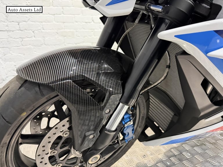 2024 BMW M 1000 R 1000 Naked Petrol Claw-shifted Euro 5 (209 ps) Naked Petrol Manual