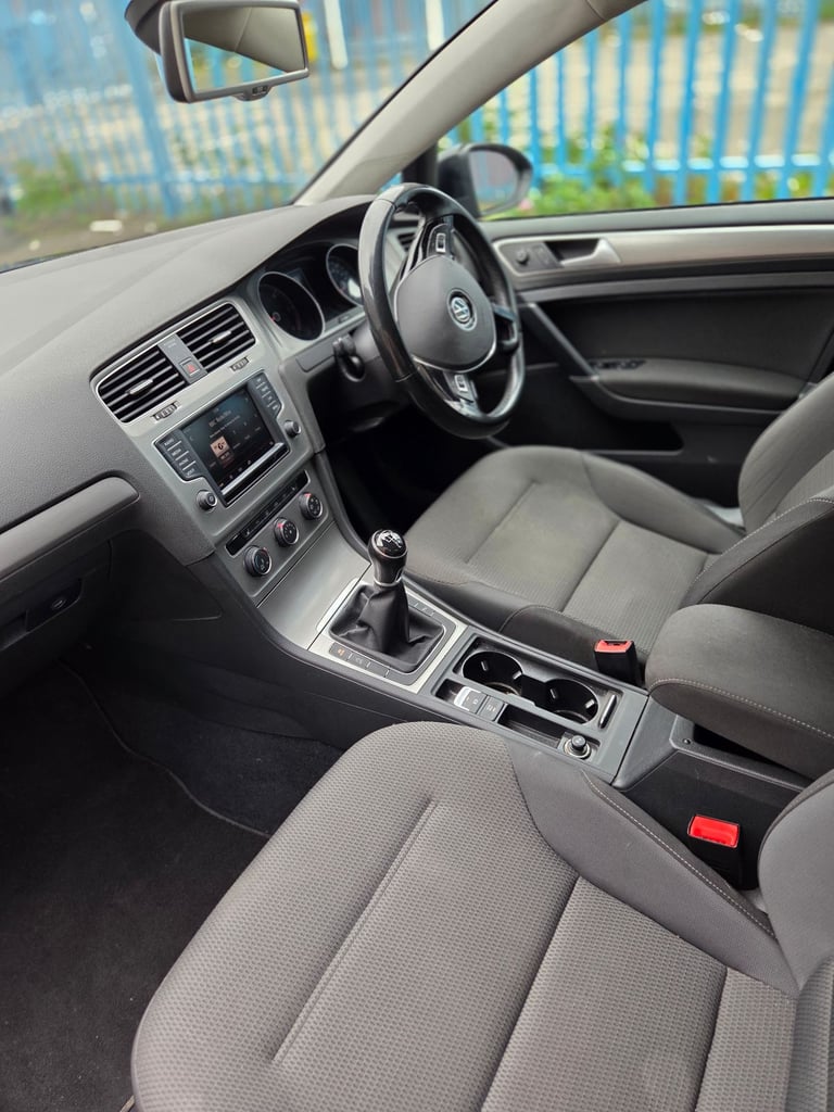Volkswagen, GOLF, mk 7 Hatchback, 2016,  Tdi  bluemotion 5 sp Manual, 1598 (cc), 5 doors