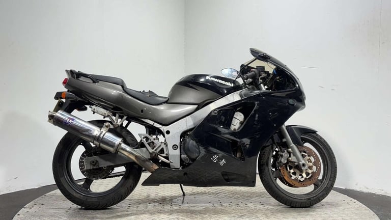 image for Kawasaki Ninja ZX6R 1996 NON RUNNING PROJECT PARTS BIKE SPARES OR REPAIR 600CC