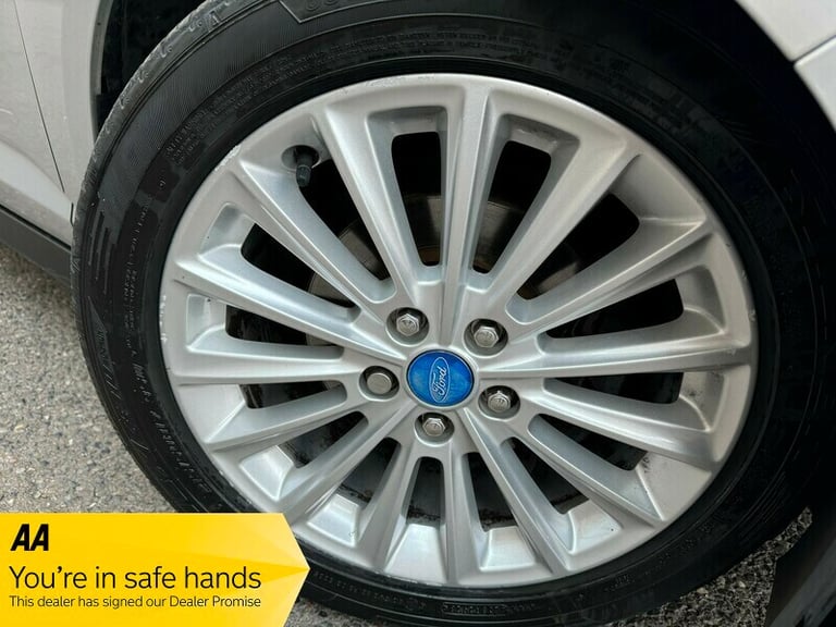 Ford C-Max TITANIUM