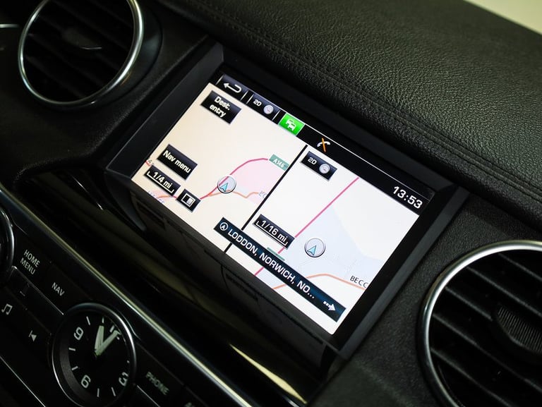 2015 Land Rover Discovery 4 SD V6 HSE SUV Diesel Automatic