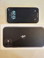 iPhone 11 (128 GB) Black + 3 silicon cases