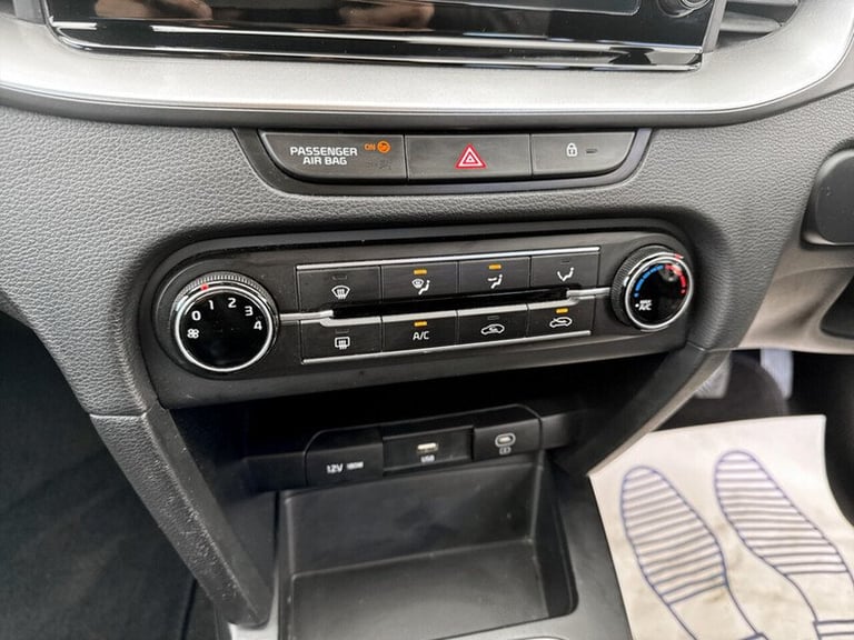 2023 Kia Ceed 1.5T GDi ISG 2 5dr HATCHBACK PETROL Manual