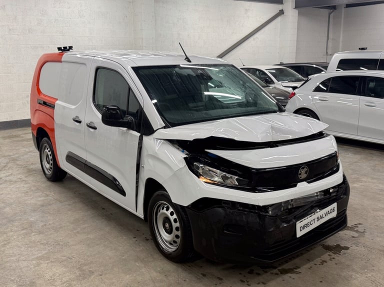 image for 2024 Vauxhall Combo 2024 2300 1.5 Turbo D 100 L2H1 LWB Van No Vat salvage damaged repairable Van ...