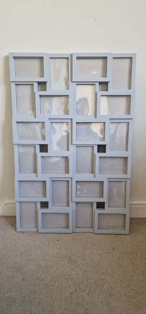 image for 24 picture frame. 87x57cm