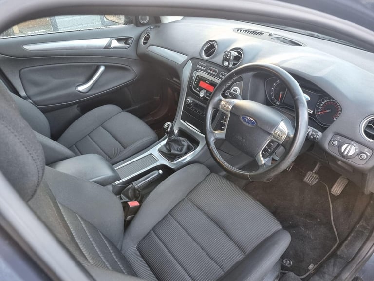2011 Ford Mondeo 2.0 Titanium 5dr HATCHBACK PETROL Manual