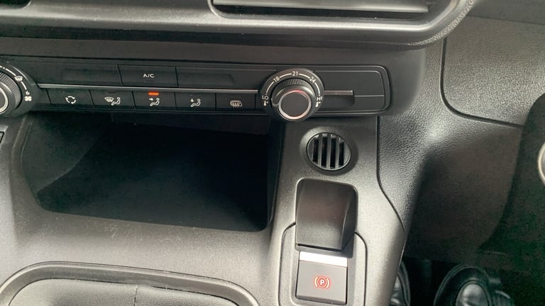 2024 Peugeot Partner 1.5 BlueHDi 950 Professional Long Panel Van 6dr Diesel Manual LWB Euro 6 (s ...