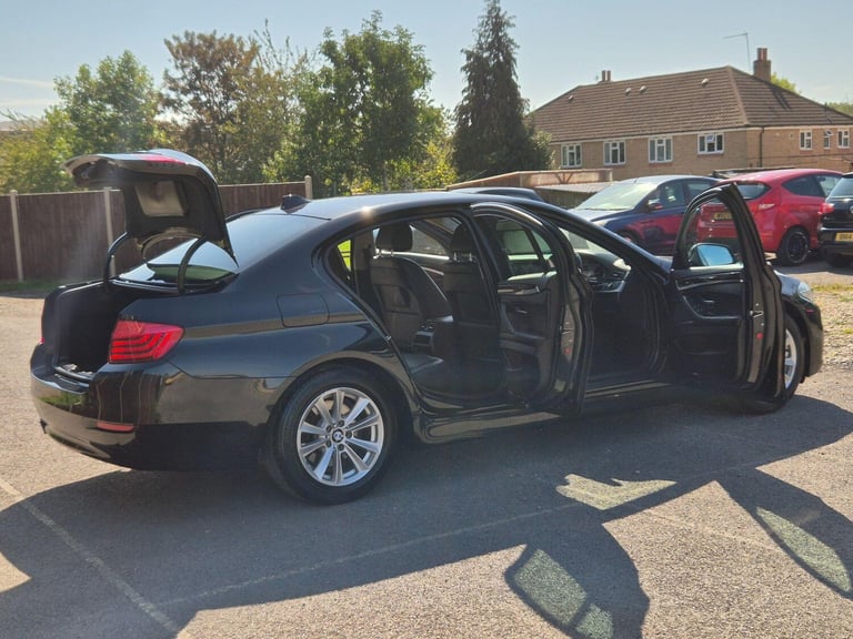 2015 BMW 5 Series 2.0 520i SE Auto Euro 6 (s/s) 4dr SALOON Petrol Automatic